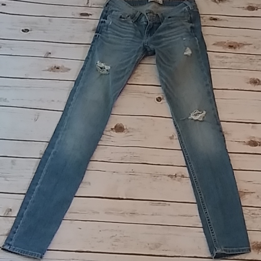 Hollister skinny jeans